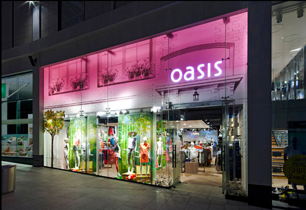 Shopfront negozio franchising Oasis 1